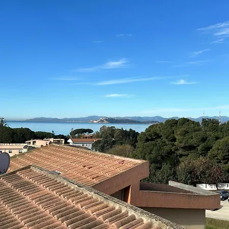 Πανσιόν Margine Rosso Quartu SantʼElena