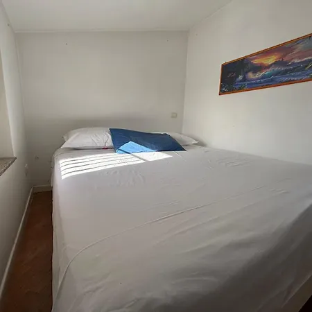 Margine Rosso Πανσιόν Quartu SantʼElena